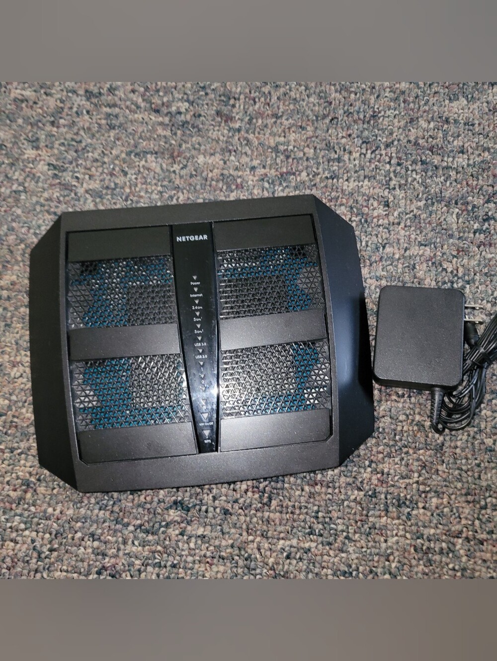 Netgear Night Hawk X6 R8000‑AC3200 Tri‑Band WiFi Route